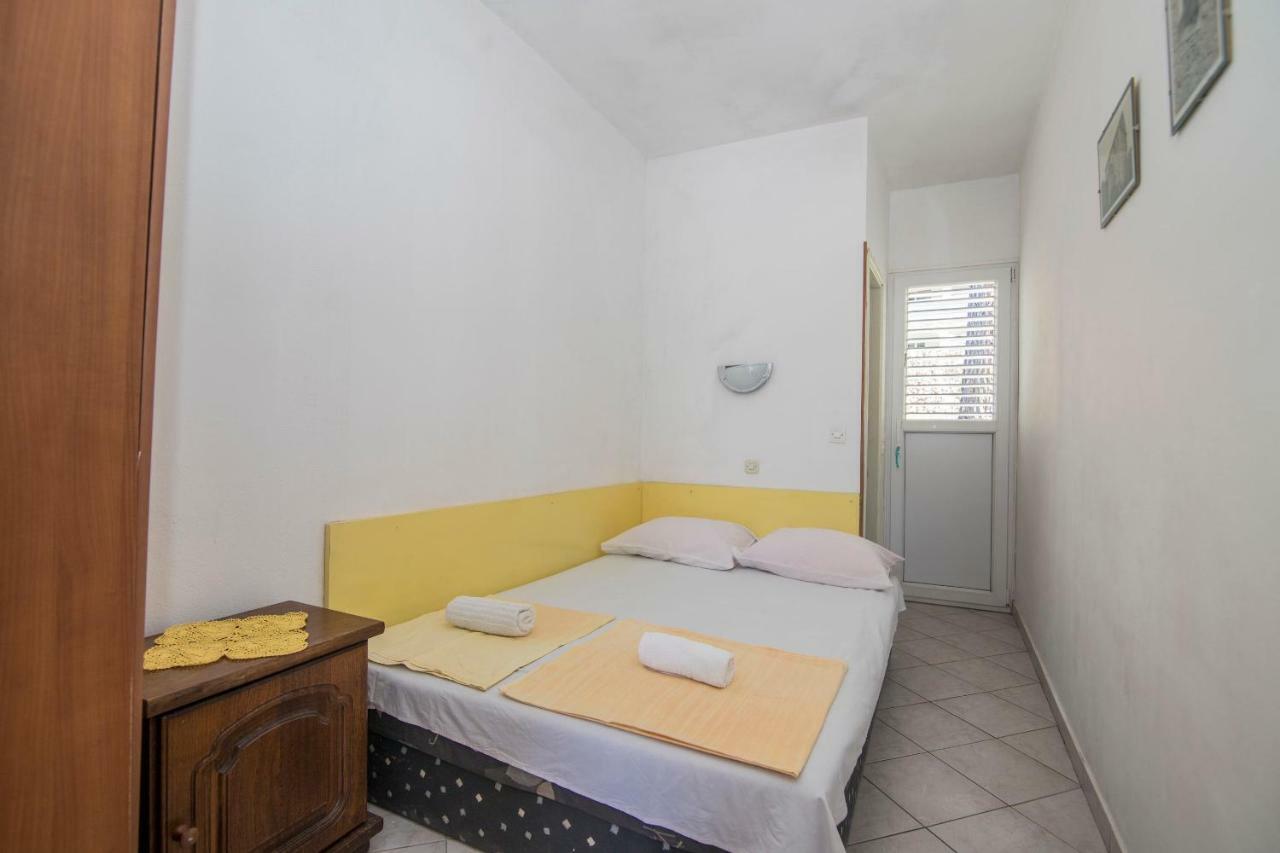 Apartments Tonin Ivan Dolac Exterior foto