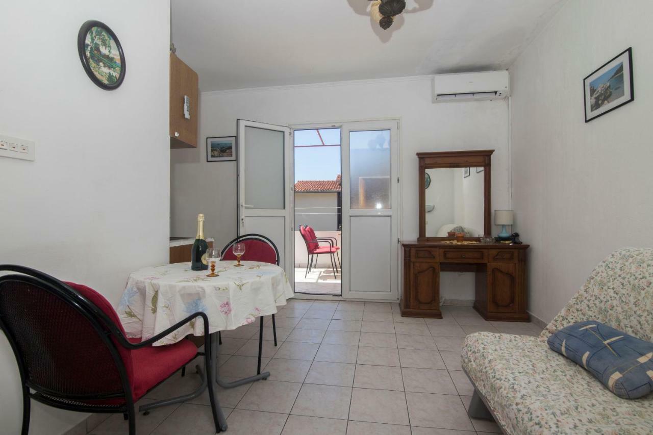 Apartments Tonin Ivan Dolac Exterior foto