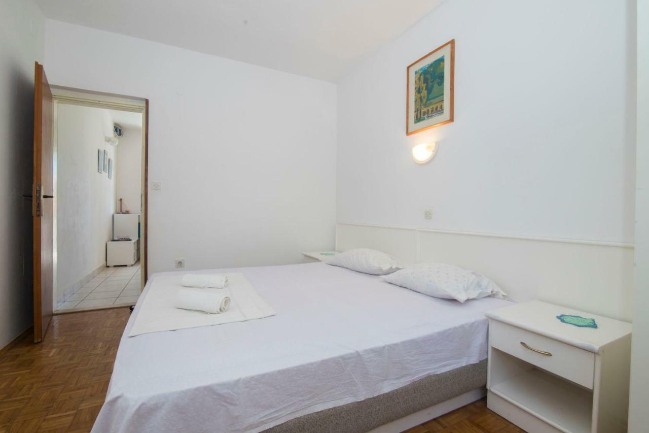 Apartments Tonin Ivan Dolac Exterior foto